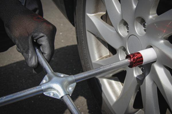 Radwechsel-Service-Satz mit Rangier-Wagenheber 2,5 t | 10-tlg.