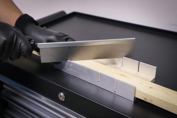 Aluminium-Gehrungslade | 245 x 105 x 40 mm